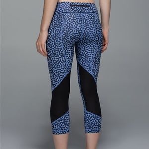 Lululemon Pace Rival Crop Luxtreme Ace Spot